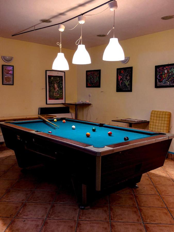 Whole Basement Former Pub3 For Bachelor / Bachelorette Party Budapest Luaran gambar