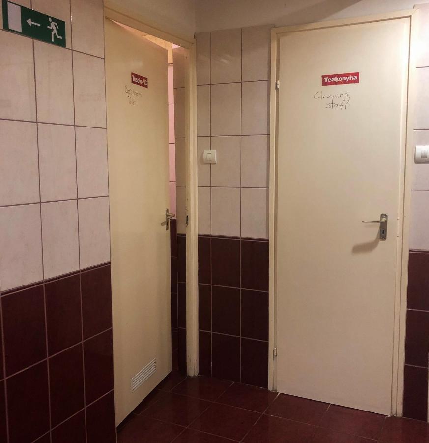 Whole Basement Former Pub3 For Bachelor / Bachelorette Party Budapest Luaran gambar