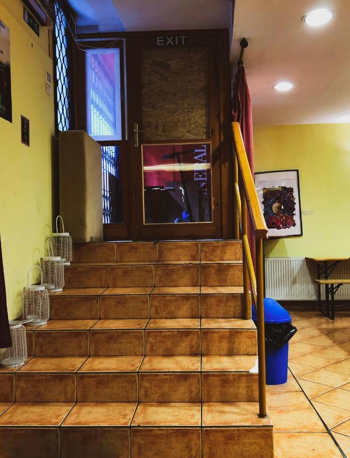 Whole Basement Former Pub3 For Bachelor / Bachelorette Party Budapest Luaran gambar