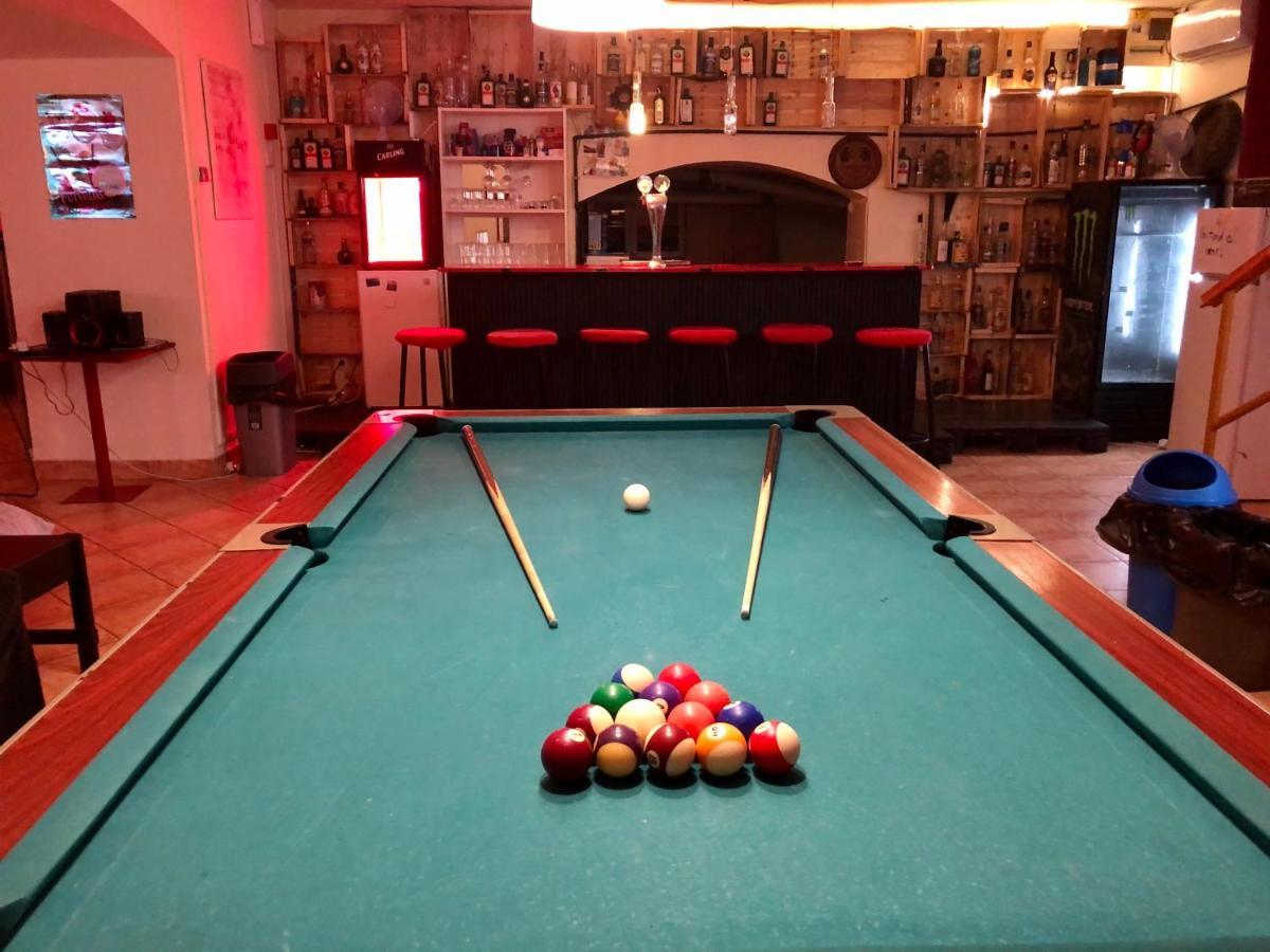 Whole Basement Former Pub3 For Bachelor / Bachelorette Party Budapest Luaran gambar