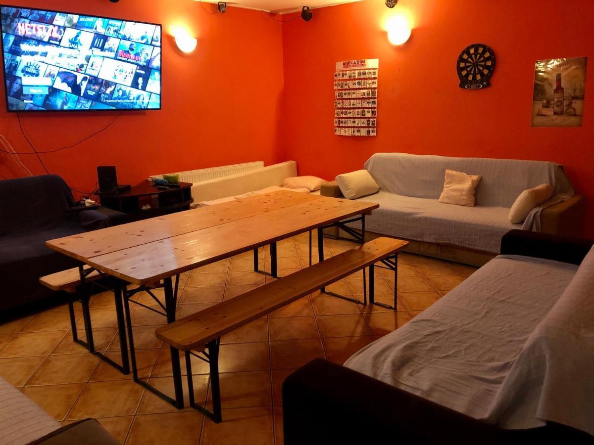 Whole Basement Former Pub3 For Bachelor / Bachelorette Party Budapest Luaran gambar